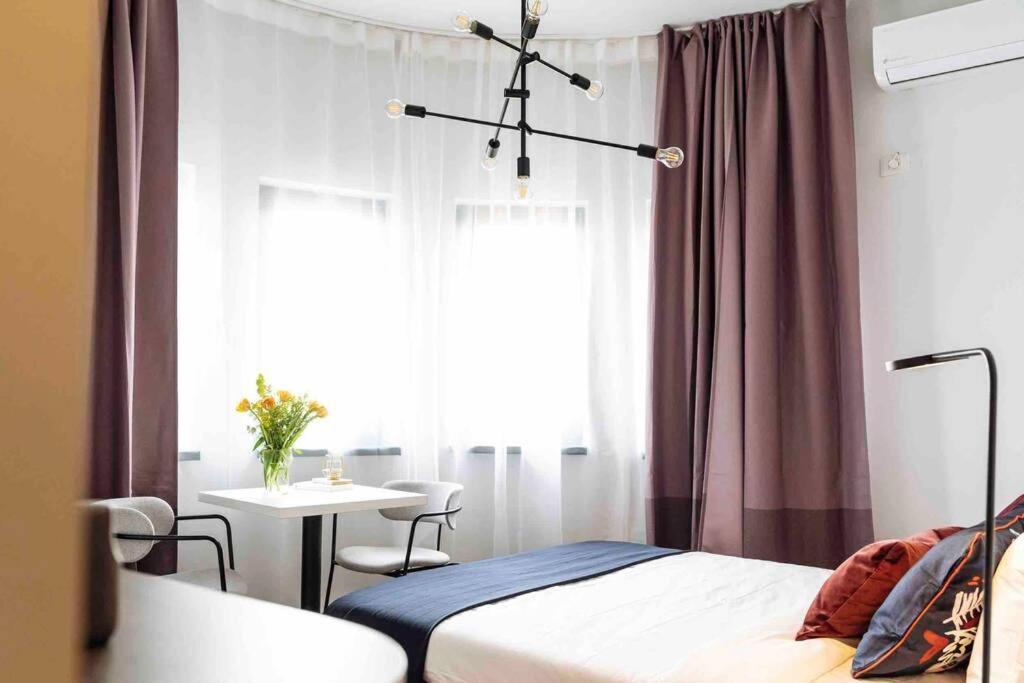 Beautiful Studio - Top Location - Netflix Bucarest Esterno foto